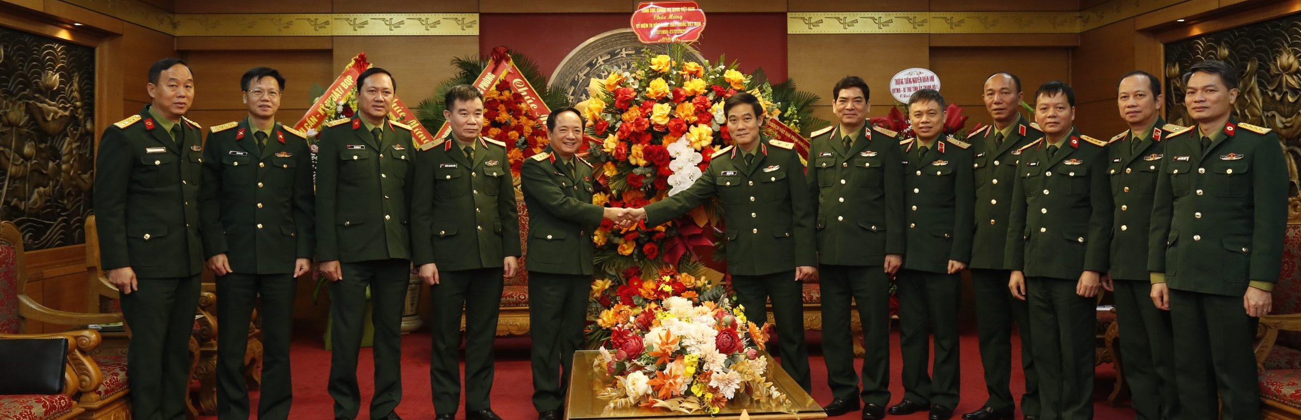 Thượng tướng Trịnh Văn Quyết thăm và chúc mừng Học viện Quân y